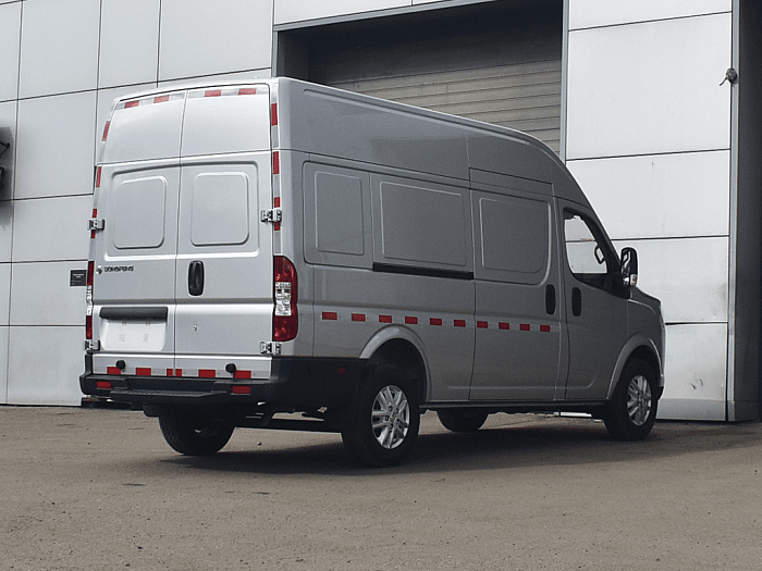 Цельнометаллический фургон металлик DongFeng